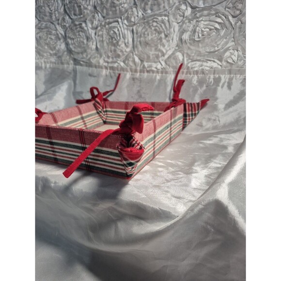 Park Designs Fabric Basket Or Liner Red/Green/Cream Plaid 8 x 8 - Picture 3 of 11